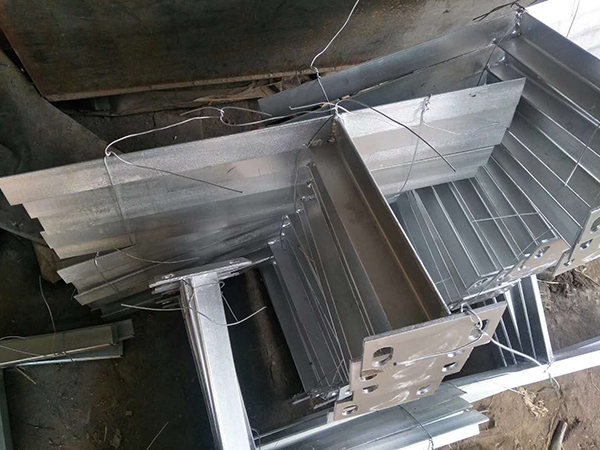 梯式電纜橋架
